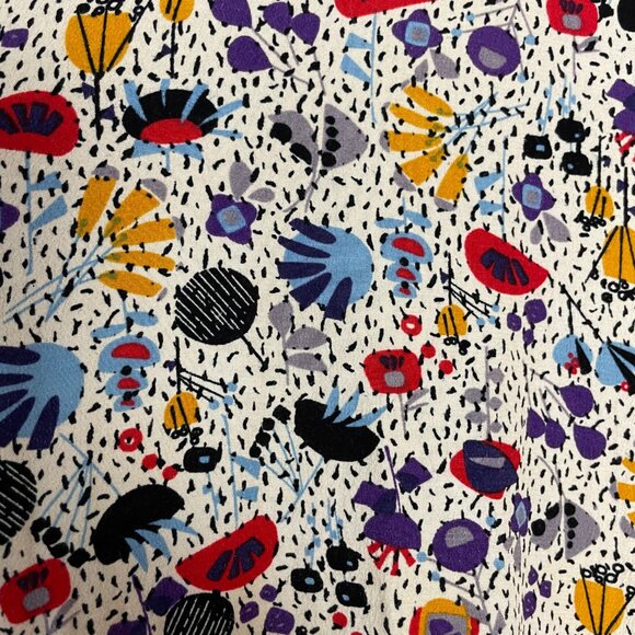 H&M Top Busy Abstract Print Eclectic High Low Cropped Sleeves Size 4 Button Back - Picture 9 of 11